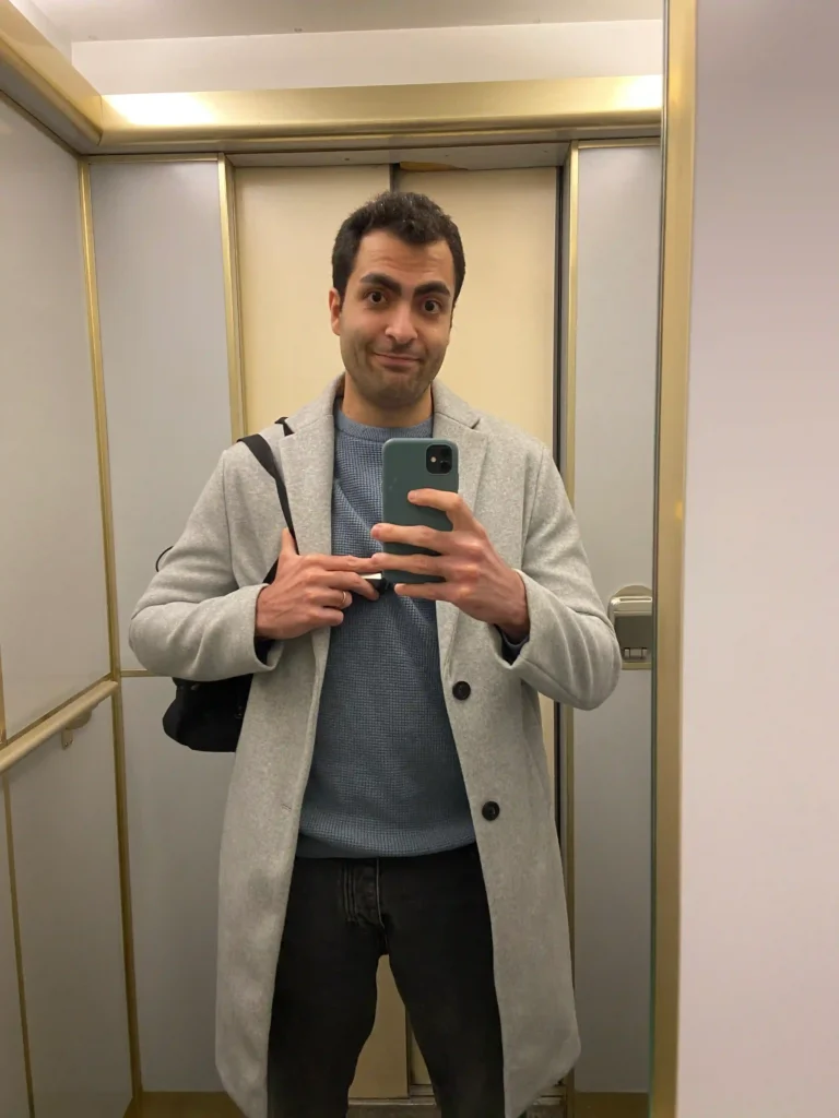 Amir in the elevator